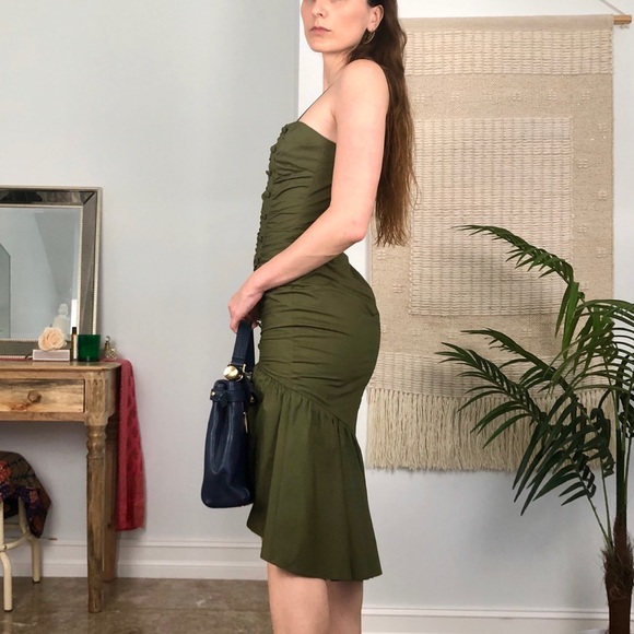 🌟SOLD🌟 Lovers + Friends Ruched Dress - Picture 3 of 5